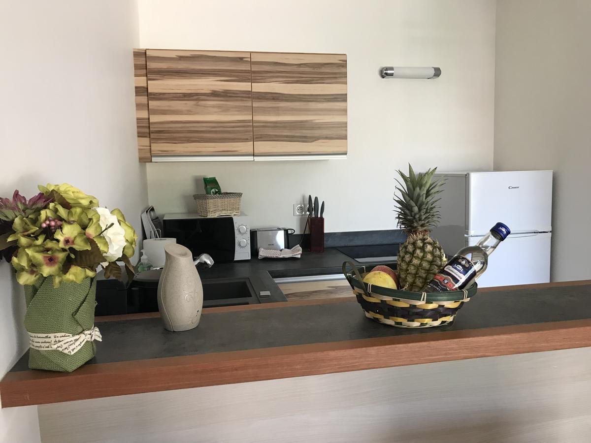 Studio Sunset Apartment Saint-Francois  Ngoại thất bức ảnh